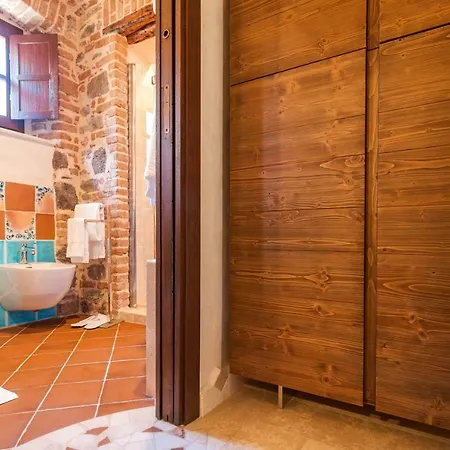 Domo Pro Vois Gæstehus Orosei