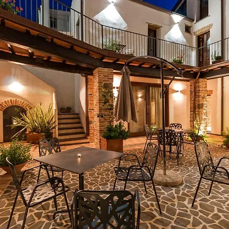 Maison d'hôtes Domo Pro Vois 4*
