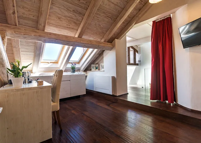 Domo Pro Vois 招待所 4*